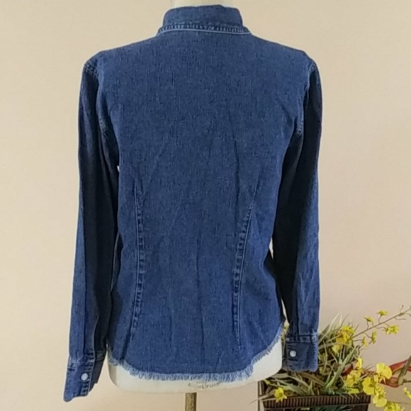 Bill Blass Jeans Jacket. - Picture 2 of 3